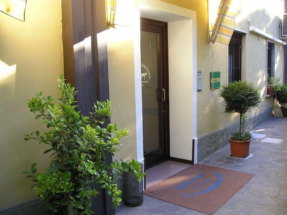 Hotel La Passeggiata Desenzano del Garda Kültér fotó