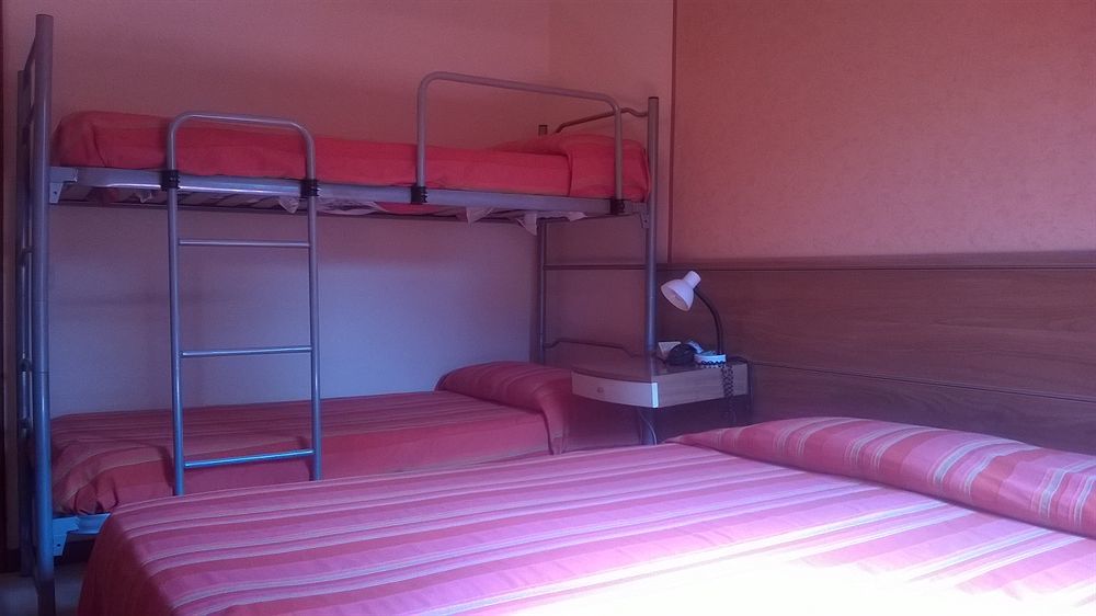 Hotel La Passeggiata Desenzano del Garda Kültér fotó